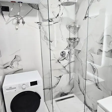 Serenity * טיראנה